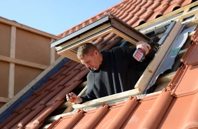 Pose de fenêtres de toit Velux à Seugy